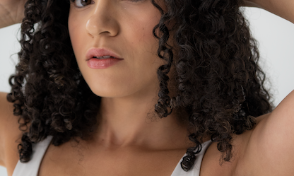 The Frizz Guide: 7 Causes & Expert Solutions