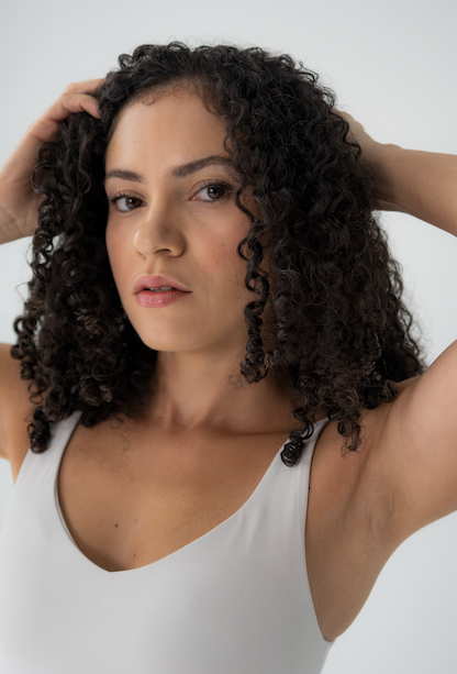 The Frizz Guide: 7 Causes & Expert Solutions