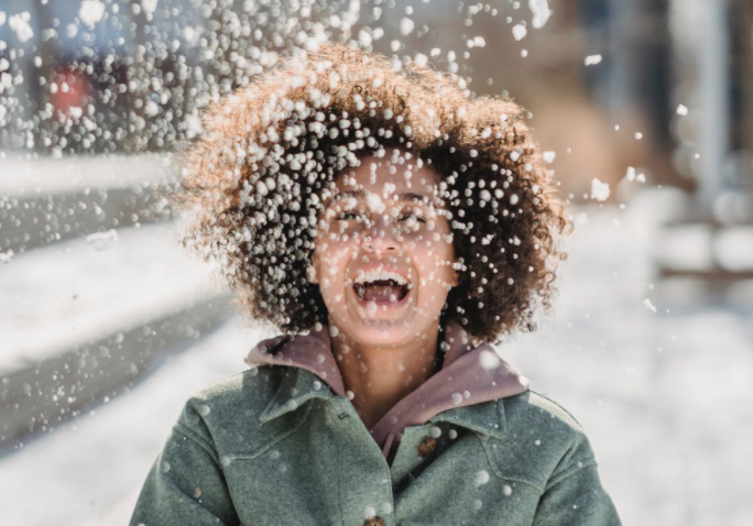 Quick and Easy Holiday Curly Hair Tips