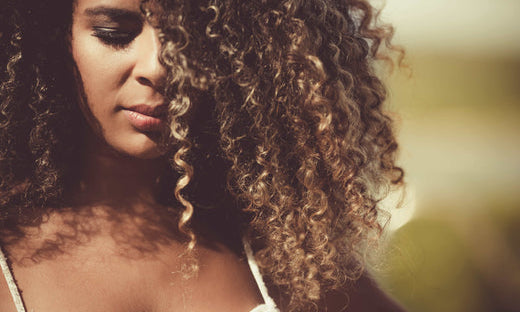 Tips for Transitioning From Chemically Relaxed Hair to Natural Curls