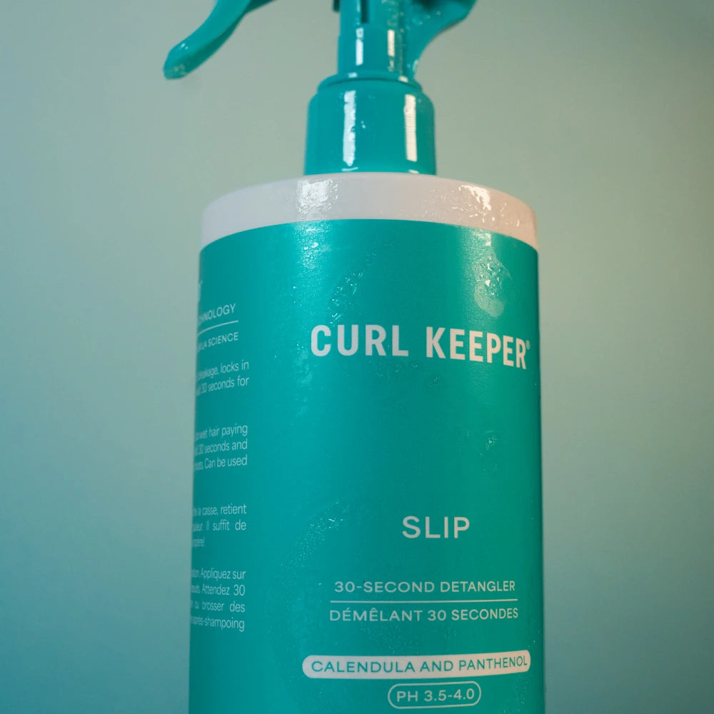 CurlKeeper_-_30-SecondDetangler_-_Slip_-_12oz_-_Texture.webp