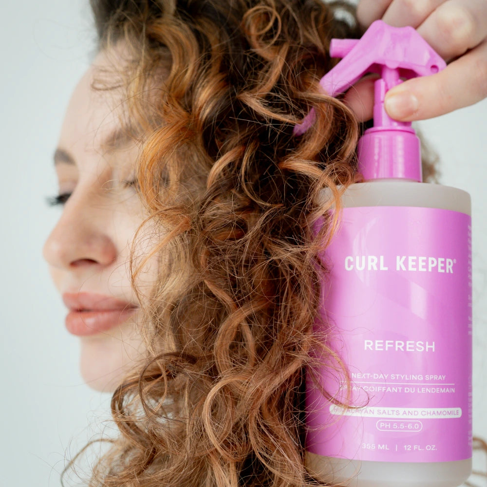 CurlKeeper_-_NextDayStylingSpray_-_Refresh_-_12oz_-_Lifestyle2C02.webp