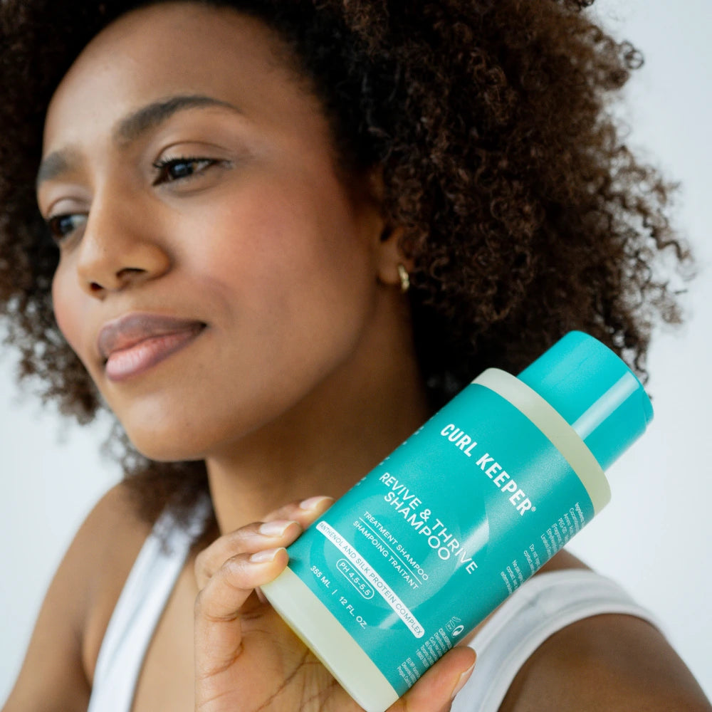 CurlKeeper_-_TreatmentShampoo-_Revive_ThriveShampoo_-_12oz_-_Lifestyle4A.webp